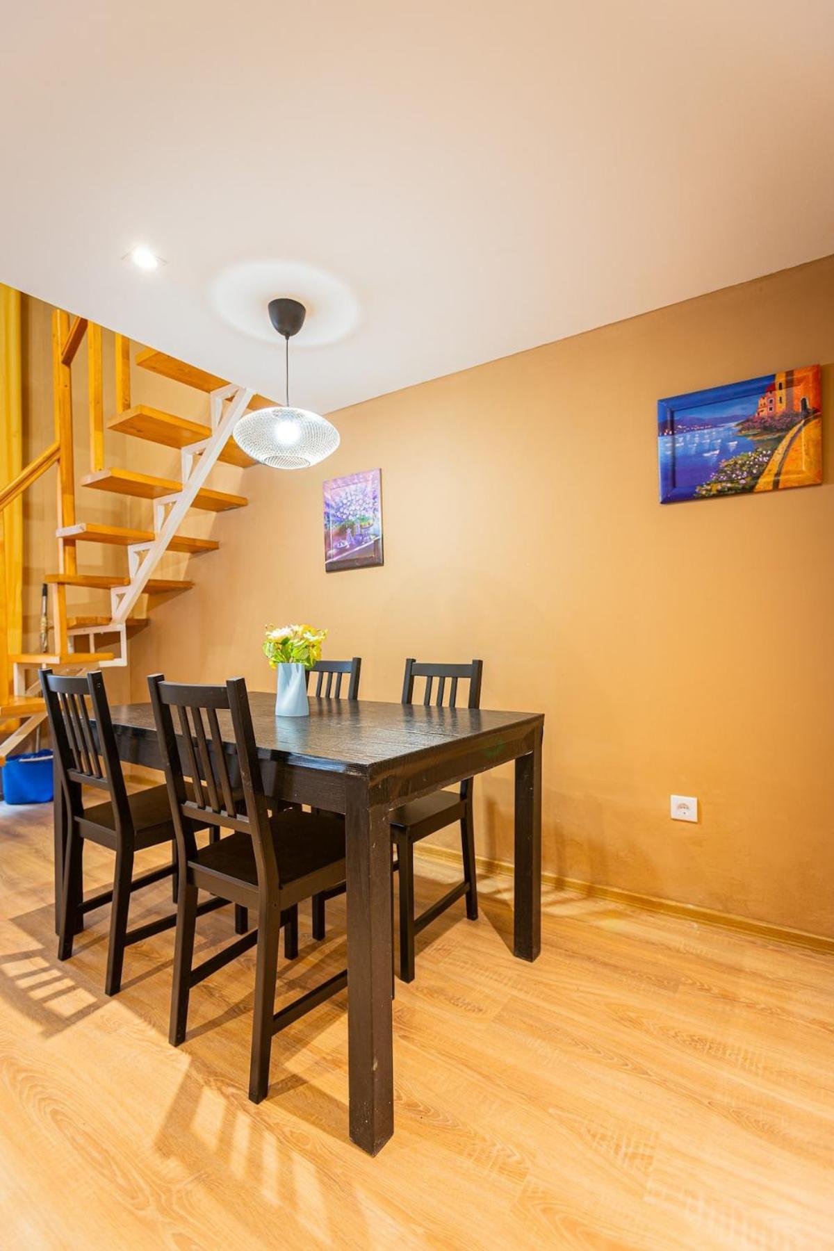 Apartment Quiet On The Danube River